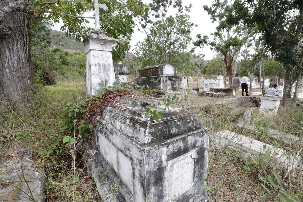 Panteón de Las Islas Marías. Foto: Luis Cortés