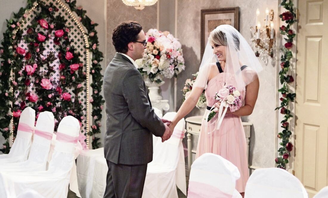 En la nueva temporada podrá verse la segunda boda de Leonard y Penny (CORTESÍA WARNER BROS.)