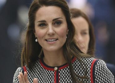 Este es el vestido Gucci de Kate Middleton que robó miradas en su visita al Museo Victoria & Albert