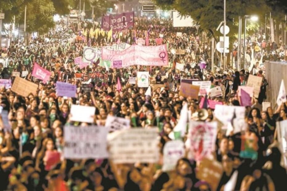 Sin freno, el vandalismo durante marcha de mujeres