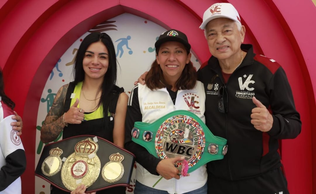 Alcaldesa de la Venustiano Carranza reconoce atletas de la demarcación (20/07/2025). Foto: Especial