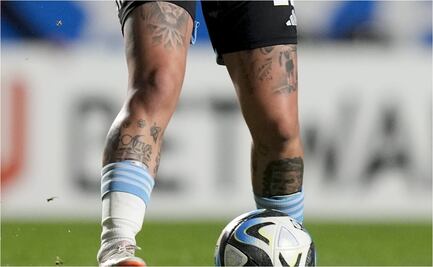 La argentina Yamila Rodríguez explota ante las críticas y explica sus tatuajes en la pierna