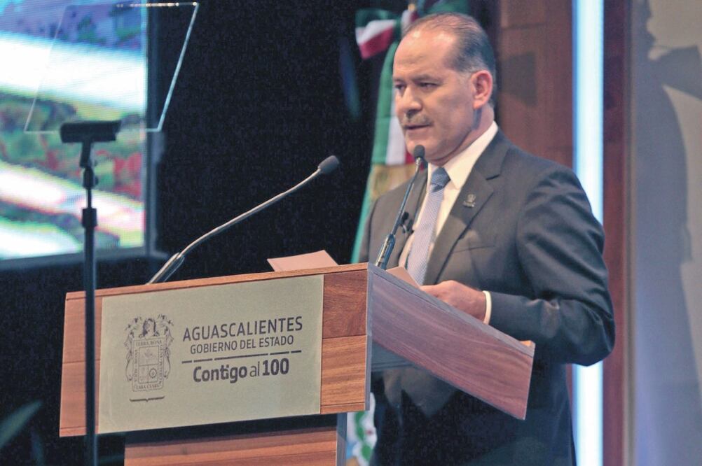 El gobernador Martín Sandoval comentó que los gobernadores, los alcaldes y el Presidente de la República están obligados a recuperar la paz del país.