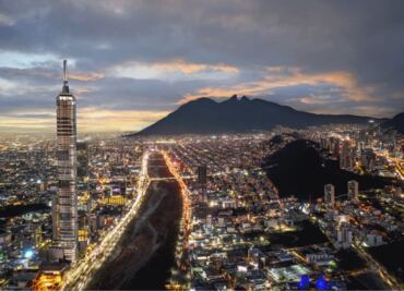 Samuel García da a conocer cómo se verá la Torre Rise; será la más alta en América Latina, asegura