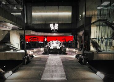 Explora la Baticueva con Street View