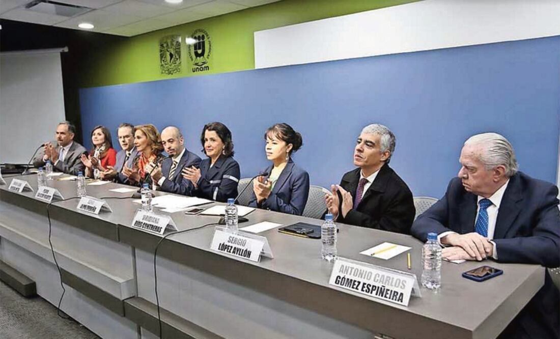 José Luis Juan Caballero Ochoa, Cynthia Patricia Cantero Pacheco, Juan Pardinas, María Elena Morera, Pedro Salazar Ugarte, Edna Jaimes Treviño, Viridiana Ríos Contreras, Sergio López Ayllón y Antonio Carlos Gómez Espiñeira. (CORTESÍA)