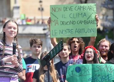 Greta Thunberg dona 100 mil dólares para luchar contra el Covid-19