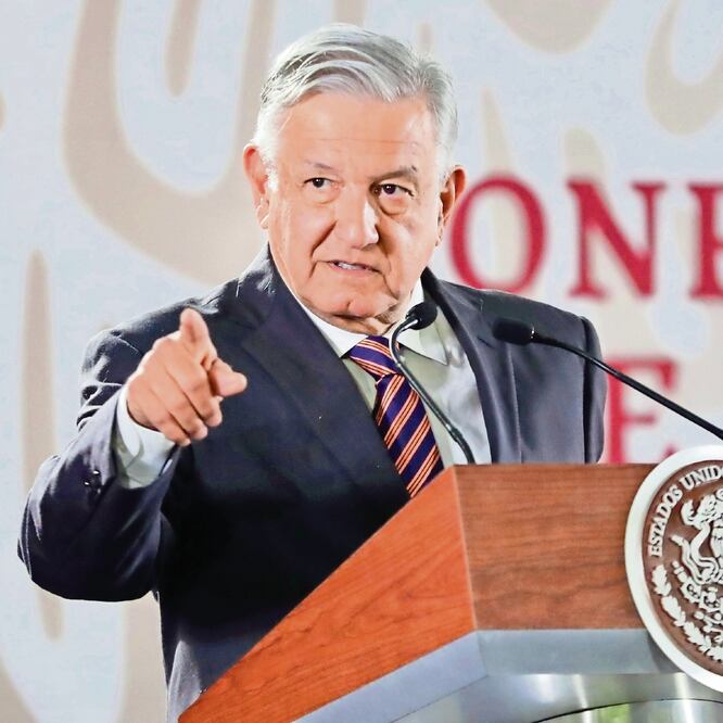 El presidente Andrés Manuel López Obrador dijo que los críticos de la Guardia Nacional sólo le ponen trabas a la aprobación, y exhortó a los legisladores a que sólo le hagan caso a la gente. LUCÍA GODÍNEZ. EL UNIVERSAL
