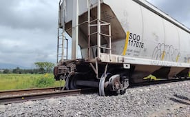 Descarrila vagón de tren de carga en Coyotepec, Estado de México; no se reportan personas lesionadas