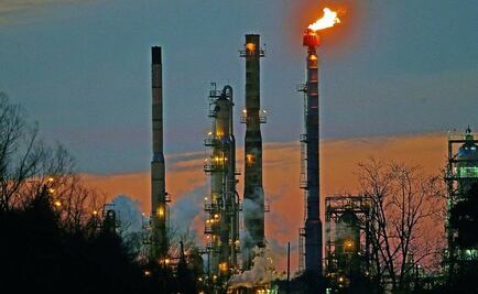 Volatilidad en mercado petrolero persistirá dos años más: expertos