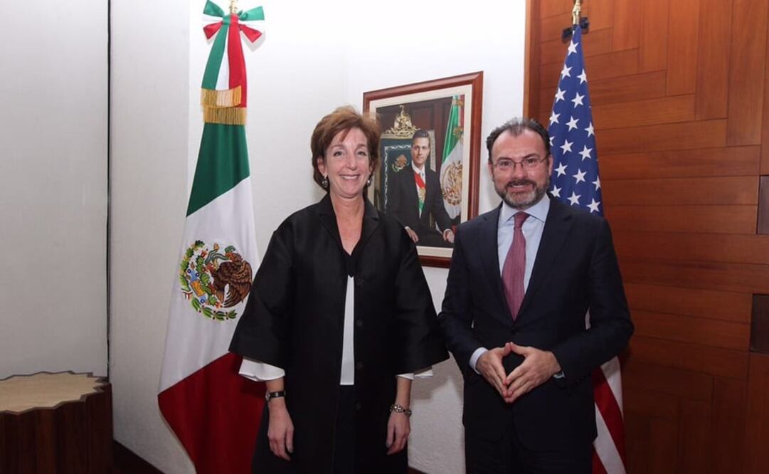 Canciller Videgaray dialoga con embajadora de EU