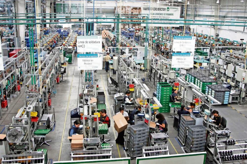 Los factores que obstaculizan el crecimiento económico son la incertidumbre política y la inseguridad pública, dice el CEESP. 