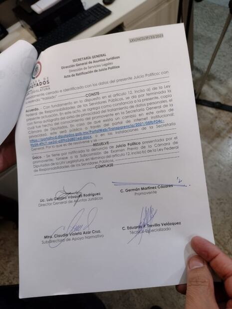 Senador Germán Martínez presenta solicitud de juicio político contra Yasmín Esquivel