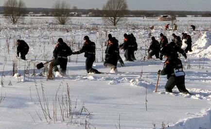 Rusia continúa búsqueda de víctimas tras accidente aéreo en Moscú
