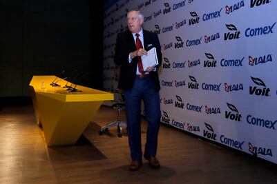 El VAR tardará en llegar a México