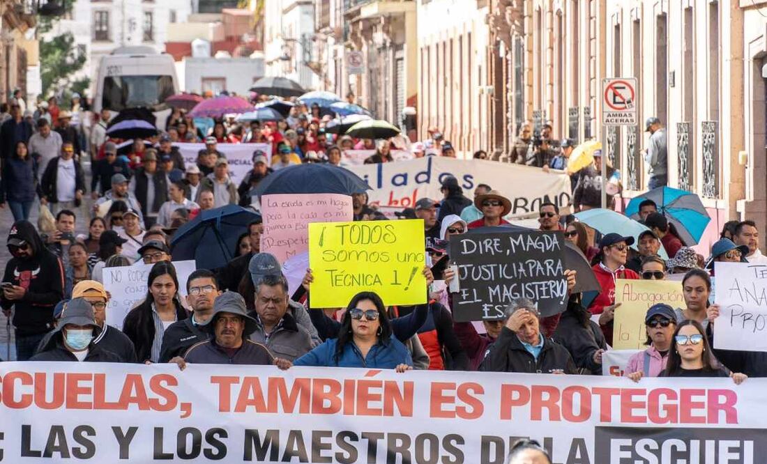 Maestros inician paro de labores de 48 horas en varios estados del país (13/11/2025). Foto: Diana Valdez