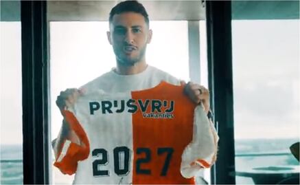 Santiago Giménez firma hasta 2027 con el Feyenoord