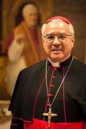 Reeligen a Francisco Robles Ortega como presidente de la CEM