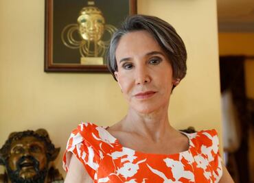 Piden derribar estatua de Florinda Meza en su pueblo natal tras críticas por serie sobre "Chespirito"