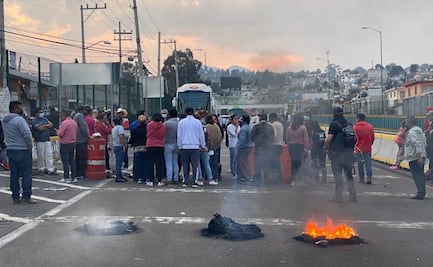 Habitantes de Topilejo mantienen tomado tramo de la México-Cuernavaca