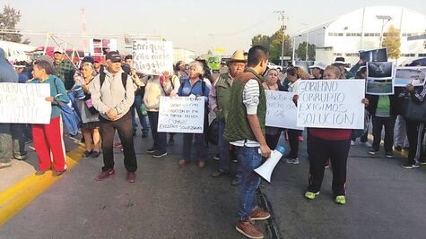 Bloquean ocho horas el Circuito Mexiquense