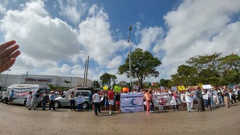 Protestan más de 500 en Cancún en contra del gasolinazo