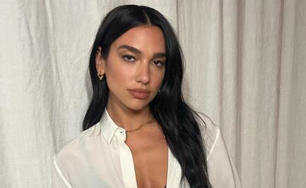 Dua Lipa derrocha estilo con vestido denim en tendencia