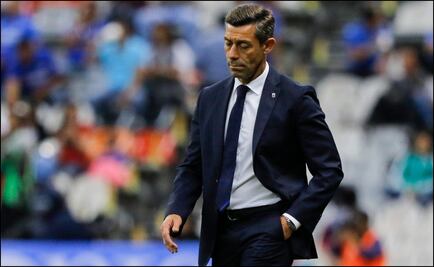 Afición de Cruz Azul exige la salida de Pedro Caixinha
