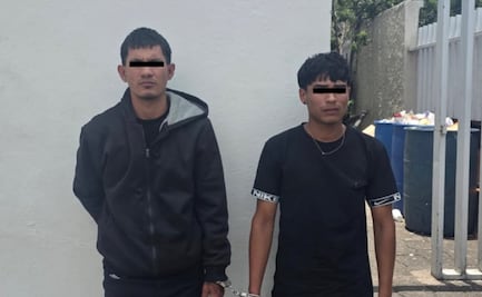 Policías de Ecatepec detienen a dos hombres por exigir pagos de una deuda; son originarios de Venezuela