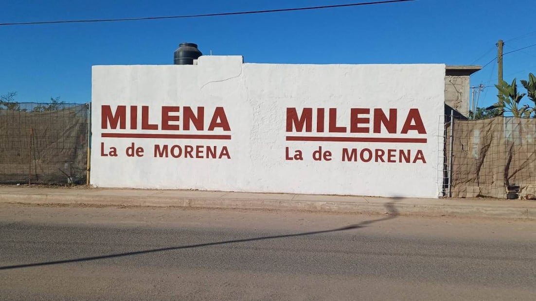 Gobernador de BCS, Víctor Castro Cosío, reconoció que las bardas con eslóganes políticos que han aparecido en diversas zonas del estado si constituyen una promoción de imagen. Foto: Especiales.