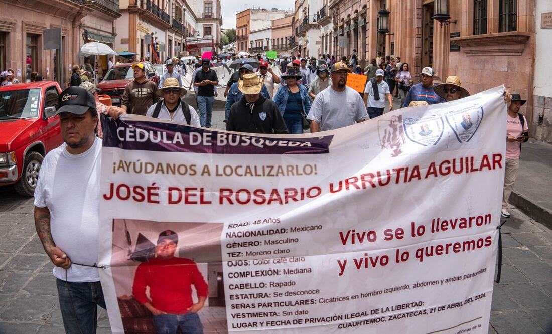 Al cumplirse cinco días de que un grupo armado privó de la libertad a "El Profe Chayo". Foto: Diana Valdez - EL UNIVERSAL