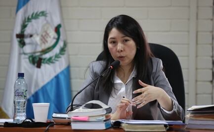 Por amenazas de muerte, jueza anticorrupción huye de Guatemala