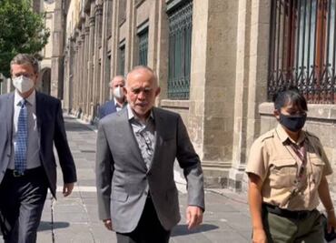 Alfonso Romo visita Palacio Nacional; “vengo a tomarme un café con unos amigos”, comenta