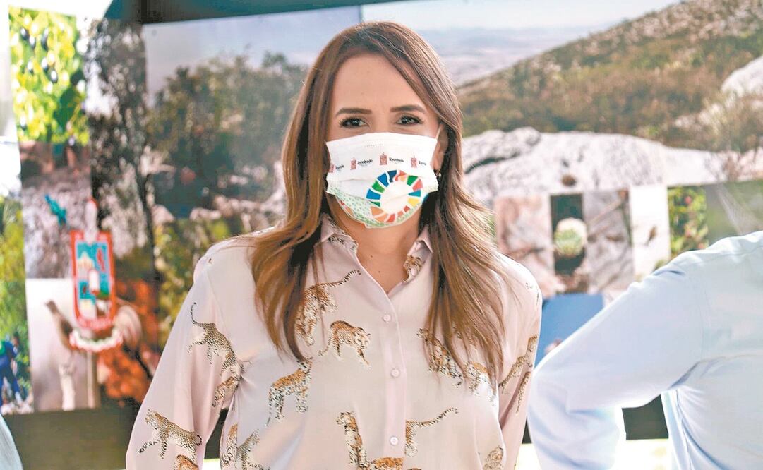 La alcaldesa de Escobedo, Clara Luz Flores González, es una aspirante a la gubernatura de Nuevo León que tiene gran aceptación y la posibilidad de ganar en un estado que es muy difícil. Foto: Tomada de Twitter