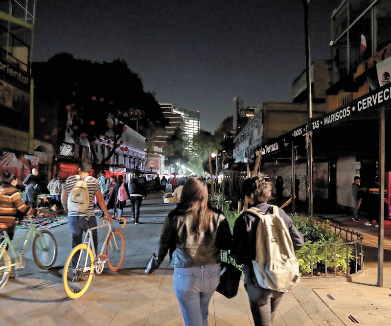 La Zona Rosa forma parte de los puntos con alta movilidad en los últimos días, lo que coincide con el número de casos activos de Covid-19, expuso la ADIP. Foto: ARCHIVO EL UNIVERSAL