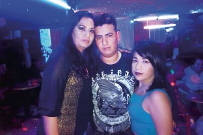 Mata a su esposa y le escribe mensajes en Facebook