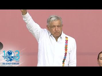 Conmemora AMLO Día de la Bandera en Chetumal