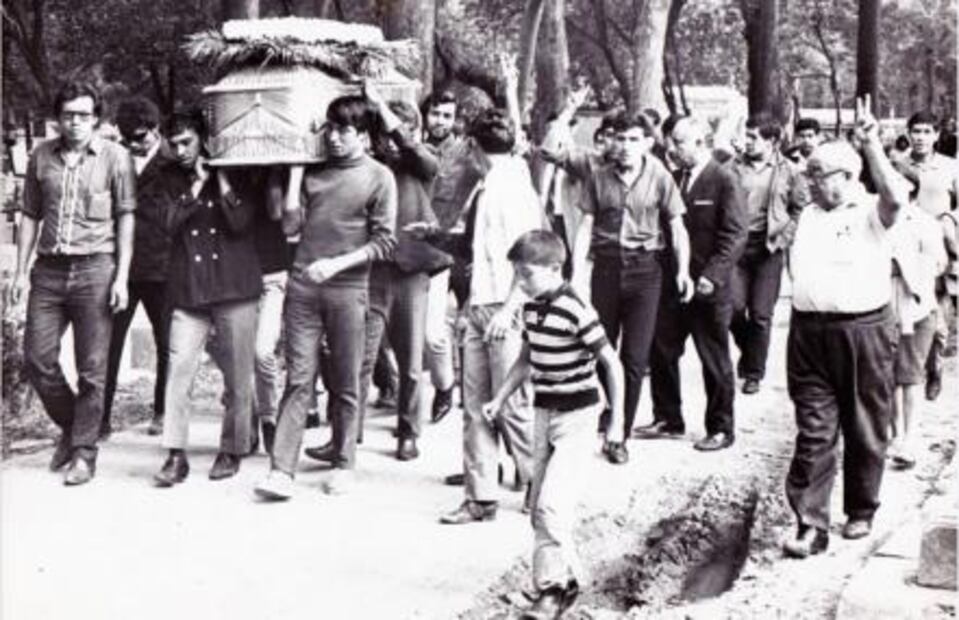 UNAM da a conocer fotografías inéditas del 2 de octubre de 1968