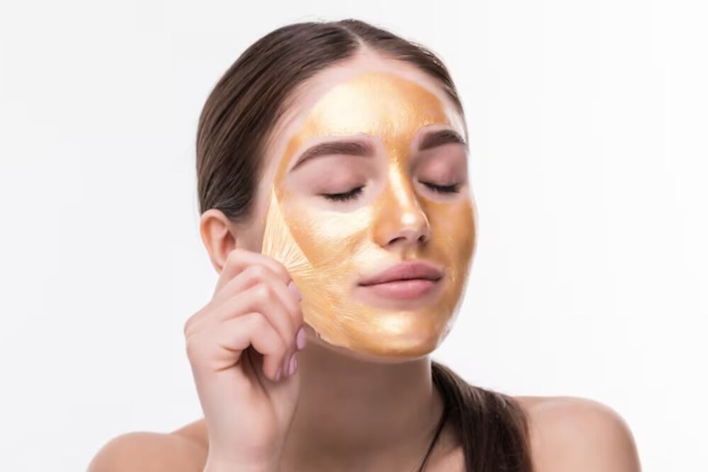 La mascarilla de oro. Fuente: Freepik