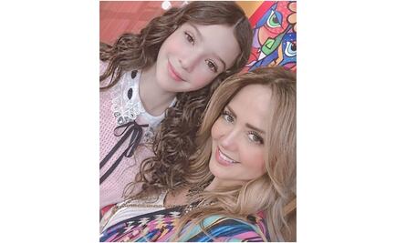 Andrea Legarreta, conmovida por entrevistar a su hija Mía