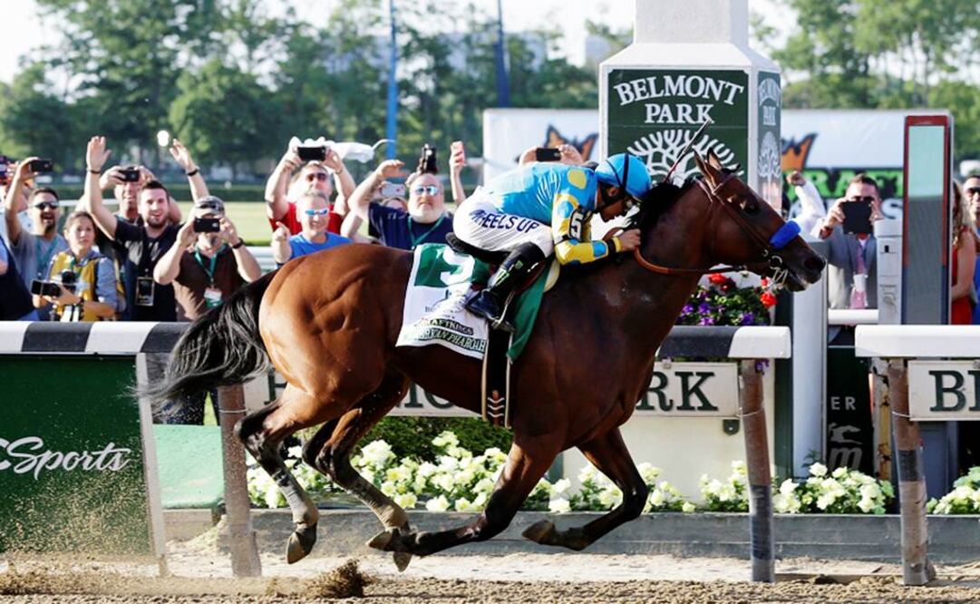 Víctor Espinoza celebra la victoria. Archivo
