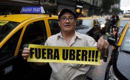 Ordenan bloquear app de Uber en Buenos Aires