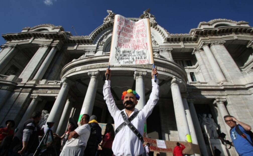 "La polémica es un termómetro del país": Luis Vargas en manifestación de Bellas Artes