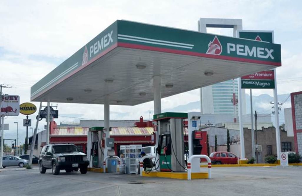 Bloqueo de la CNTE provoca desabasto de gasolina en Chiapas; gasolineras agotan reservas
 Foto Emilio Vásquez