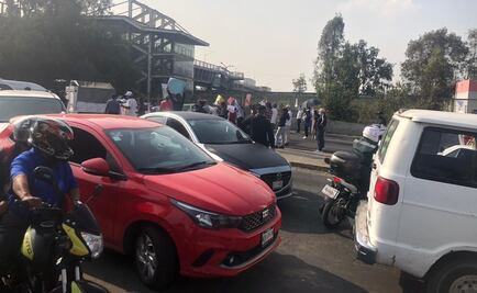 Bloquean avenida Central tras desaparición de los adolescentes Abril y Luis Felipe en Ecatepec