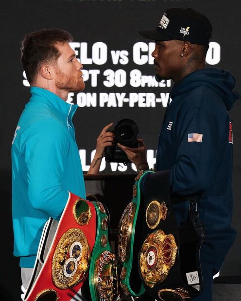 Canelo Álvarez vs Jermell Charlo. Fuente: Instagram @canelo