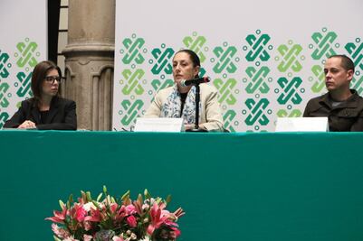 Advierte Sheinbaum que no cederá a "chantajes" de sindicato en Clínica de la Condesa