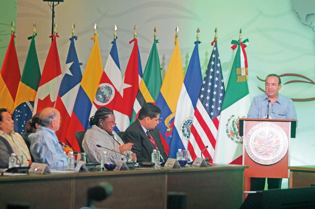 Alfonso Navarrete fue elegido para la presidencia pro témpore de la Conferencia Interamericana de Ministros del Trabajo (ALONSO CUPUL. EFE)