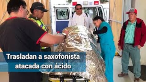Trasladan a saxofonista atacada con ácido a hospital de la CDMX