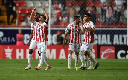 Necaxa termina con invicto de Cruz Azul